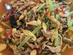 -辣盆盆麻辣小龙虾(哈尔滨总店)