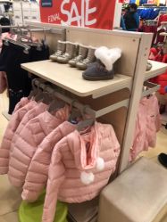 -乐友孕婴童(刘家窑店)