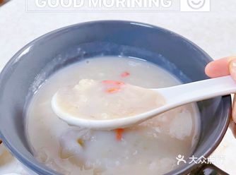这样的天气好适合喝一碗粥，在南京喝过正宗的美龄粥