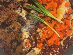 -旧街市鲜货老火锅(大光路店)