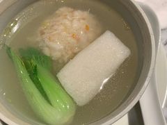蟹粉狮子头-湖滨28中餐厅·西湖宴·杭州君悦酒店