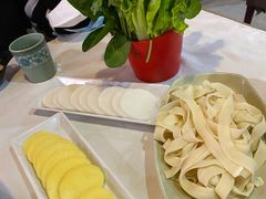 -羊家胡同·龙虾烧烤火锅(龙汇路店)