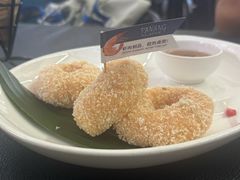 炸虾饼配泰国梅子酱-帕蓝·暹罗料理(大学路店)