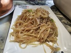 -蔼若春.传承三十年云南菜(金碧公园店)