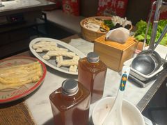 -尚尚仙·酸汤猪手·猪肚鸡火锅(华联万柳购物中心店)