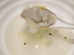 刀鱼馄饨-老半斋(福州路店)