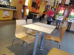 大堂-麦当劳(清远大道得来速店)