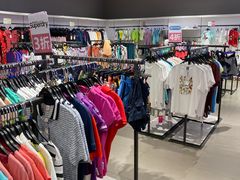 -唯品会(北京国瑞城店)