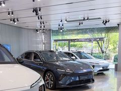 -蔚来中心(北京中关村店)