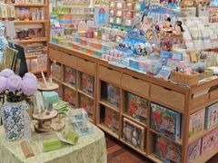 -猫的天空之城概念书店(杭州南宋御街店)