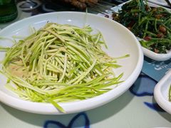 美味葫芦丝-撒拉花儿·新疆菜·清真(太阳宫店)