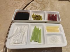 -瓦国小镇·果木烤鸭·融合菜(西口店)