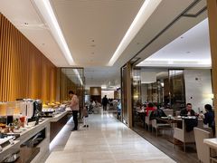 -万荟轩海鲜·粤式点心自助餐厅(蓝海风万怡酒店)