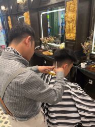 点击看大图 -海文先生国潮烫染男士理发馆