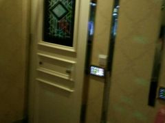 -唛歌时尚KTV(胜利北路店)