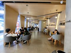 大堂-瑞幸咖啡(大都会东方广场店)