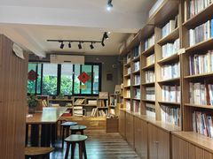 -晓风书屋(大学路店)