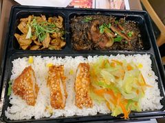 梅菜扣肉饭-魏家凉皮(祈年大厦店)