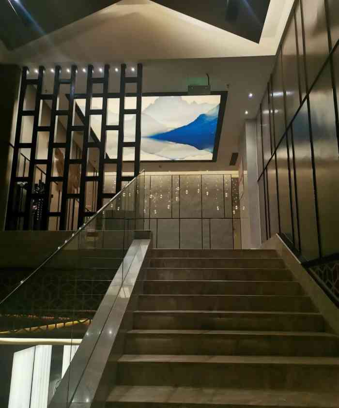 云中漫步 足疗养生会所(回龙湾店)-"环境挺好.是分隔的套间.