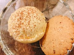 香草冰淇淋-HIGH FIVE哈福手工汉堡(桂林路店)