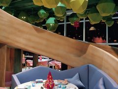 -水桶王国主题餐厅·聚会·生日派对·亲子活动·家庭套餐(亚龙湾希尔顿店)