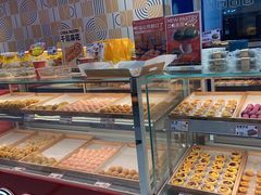 面包甜点陈列柜-東更道点心行(崂山丽达店)