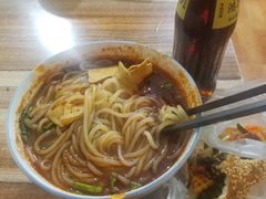 -老字号杨坡红油米线腊汁肉夹馍(东四道巷店)