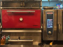 -LESCEDARS Brasserie Bistro香柏树