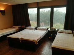 -东方亮足道(中国红街店)