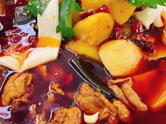 -晓彭肥肠鸡·泡椒鸡火锅(水木天地店)