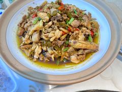 -陈大锅·岳阳鱼馆·地道岳阳菜(美食街店)