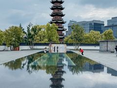 -龙华寺