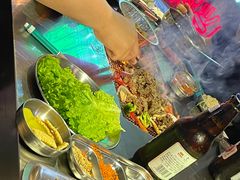 -马路牙子地桌烤肉(工体店)
