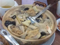 芡实百合芋头煲-莲华素食府
