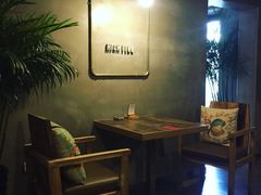 -HIGH FIVE哈福手工汉堡(桂林路店)