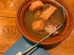 -黄泥岗·地道湖北菜(奥特莱斯店)