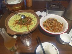 -富正毅三下锅·湘西韵味(天门山索道店)