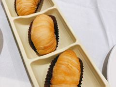 榴莲千丝酥-稻香酒家·34年老字号·港式粤菜(汉街店)