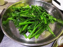 生炒芥兰苗-石岐乳鸽村(南海第三分店)
