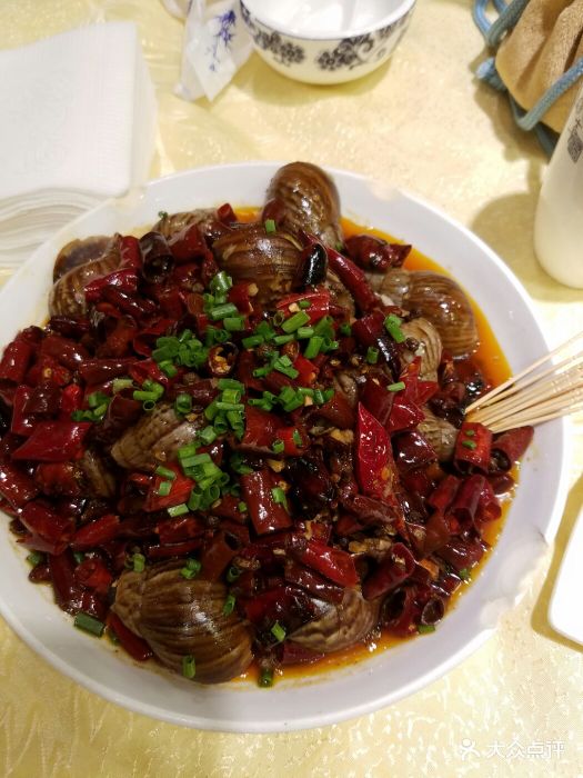 通乐饭馆(总店)麻辣蜗牛图片 - 第1张