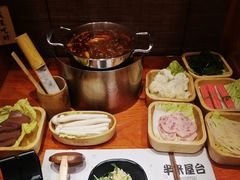 -独食火锅·半米屋台(直营总店)