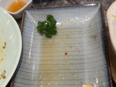 -港丽餐厅(正大店)
