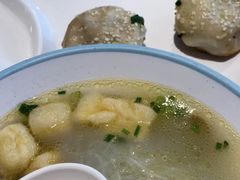 -小杨生煎(金山百联购物中心3楼店)