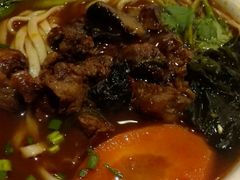 -贯一台湾牛肉面(八一七中路店)