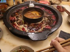 -黄潇洒老火锅(九眼桥宏济巷店)