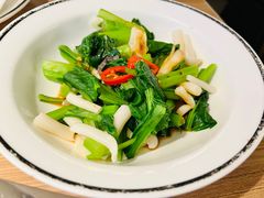 干葱菌菇灼菜心-太二酸菜鱼(兴业太古汇店)