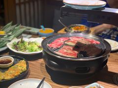 -明洞阿姨·韩式酱蟹烤肉·创意料理(三元桥店)