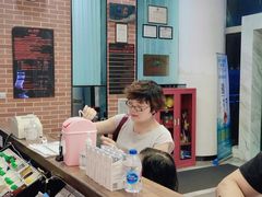 -一兆韦德健身(慧芝湖店)