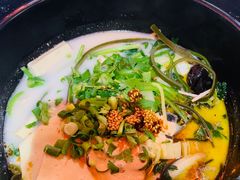 -刁四藤椒麻辣烫(武夷山路店)