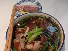 红烧牛肉腰花面-镇南锅盖面馆(解放路店)